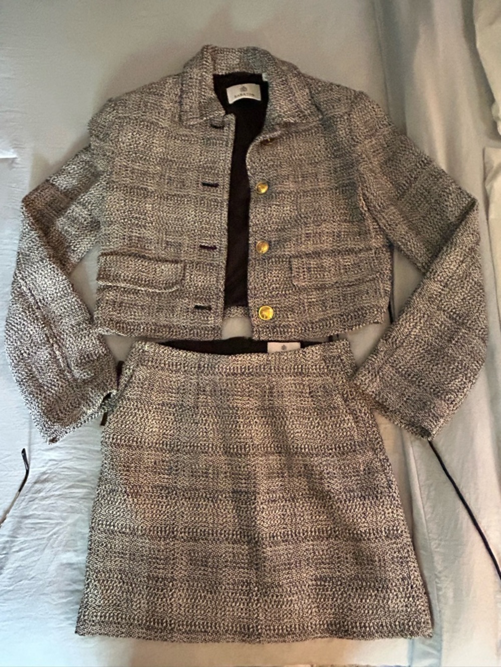 Aritzia Tweed Suit 🖤 - Picture 2 of 7